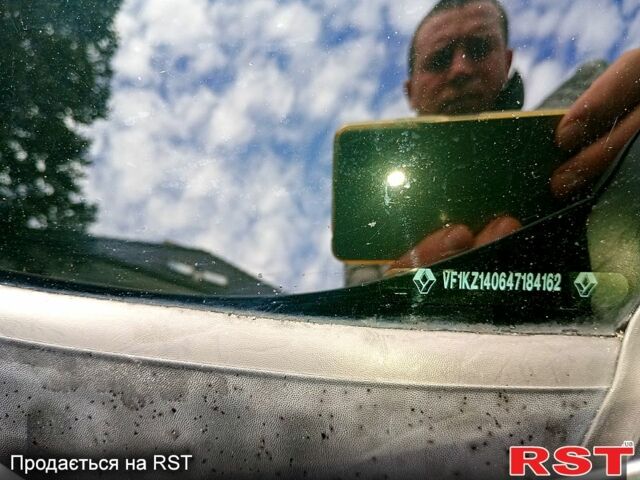 Черный Рено Меган, объемом двигателя 1.5 л и пробегом 345 тыс. км за 8500 $, фото 11 на Automoto.ua