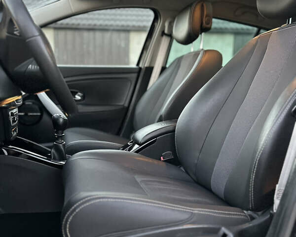 Черный Рено Меган, объемом двигателя 1.5 л и пробегом 270 тыс. км за 8900 $, фото 29 на Automoto.ua