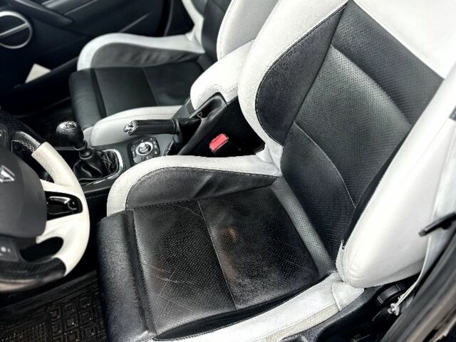 Черный Рено Меган, объемом двигателя 1.5 л и пробегом 234 тыс. км за 8999 $, фото 22 на Automoto.ua