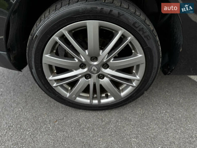 Черный Рено Меган, объемом двигателя 1.46 л и пробегом 270 тыс. км за 7500 $, фото 16 на Automoto.ua