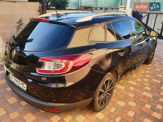 Черный Рено Меган, объемом двигателя 1.46 л и пробегом 200 тыс. км за 10000 $, фото 7 на Automoto.ua