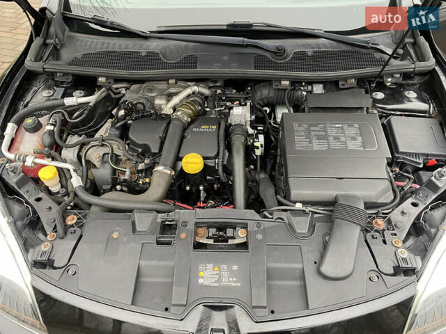 Черный Рено Меган, объемом двигателя 1.46 л и пробегом 250 тыс. км за 8600 $, фото 20 на Automoto.ua