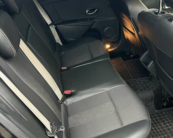 Черный Рено Меган, объемом двигателя 1.46 л и пробегом 280 тыс. км за 7300 $, фото 7 на Automoto.ua