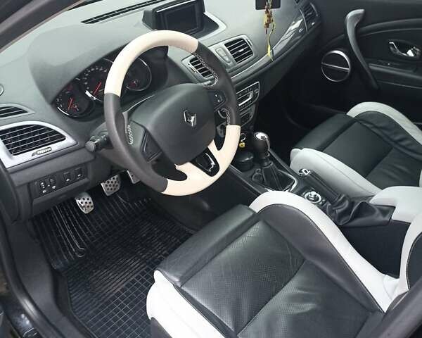 Черный Рено Меган, объемом двигателя 1.46 л и пробегом 273 тыс. км за 7900 $, фото 14 на Automoto.ua