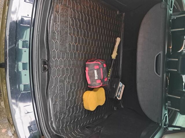 Чорний Рено Меган, об'ємом двигуна 1.5 л та пробігом 251 тис. км за 8300 $, фото 3 на Automoto.ua