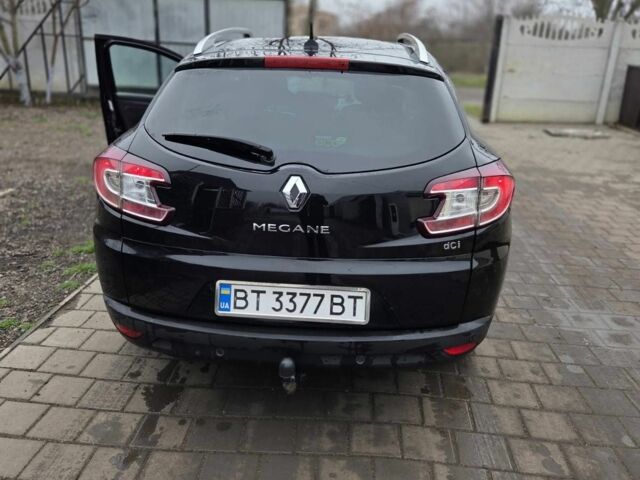 Черный Рено Меган, объемом двигателя 1.5 л и пробегом 197 тыс. км за 8000 $, фото 3 на Automoto.ua