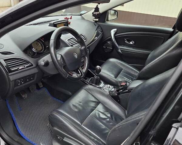 Черный Рено Меган, объемом двигателя 1.5 л и пробегом 197 тыс. км за 8000 $, фото 3 на Automoto.ua