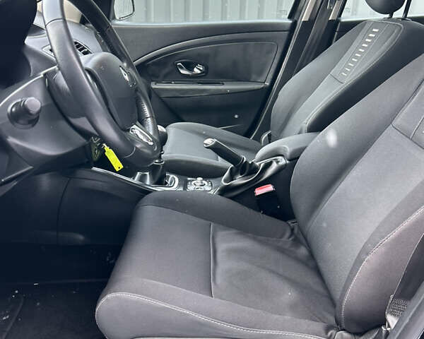 Чорний Рено Меган, об'ємом двигуна 1.5 л та пробігом 168 тис. км за 8500 $, фото 49 на Automoto.ua