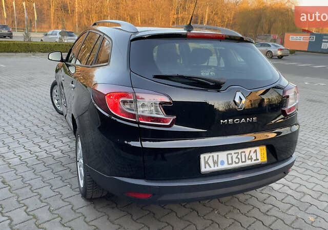 Черный Рено Меган, объемом двигателя 1.6 л и пробегом 199 тыс. км за 7900 $, фото 29 на Automoto.ua