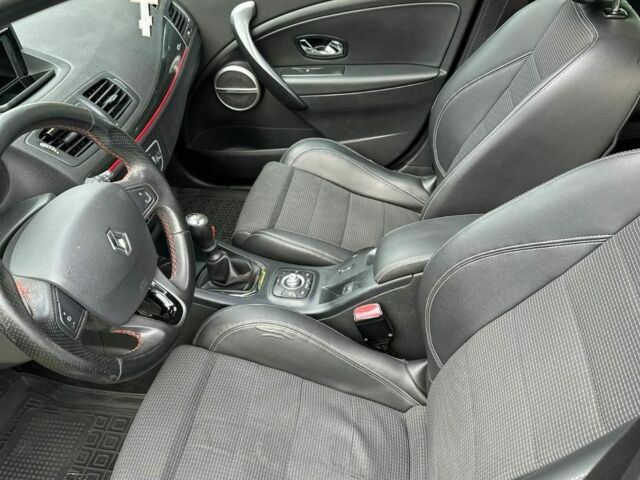 Черный Рено Меган, объемом двигателя 1.5 л и пробегом 280 тыс. км за 8500 $, фото 13 на Automoto.ua