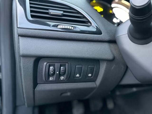 Чорний Рено Меган, об'ємом двигуна 1.5 л та пробігом 201 тис. км за 7000 $, фото 16 на Automoto.ua