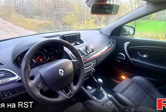 Черный Рено Меган, объемом двигателя 1.5 л и пробегом 245 тыс. км за 9100 $, фото 3 на Automoto.ua