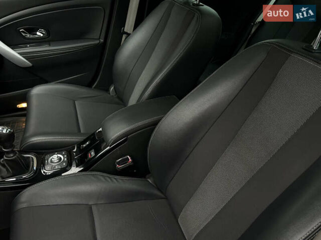 Черный Рено Меган, объемом двигателя 1.5 л и пробегом 216 тыс. км за 8399 $, фото 10 на Automoto.ua