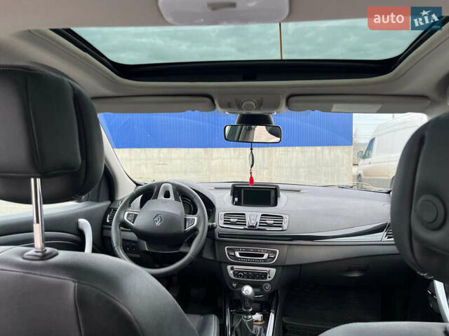 Черный Рено Меган, объемом двигателя 1.46 л и пробегом 216 тыс. км за 8500 $, фото 15 на Automoto.ua