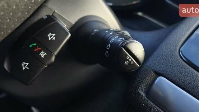 Рено Меган 2012 у Полтаві на Automoto.ua Чорний Рено Меган, об'ємом двигуна 1.5 л та пробігом 324 тис. км за 8500 $, фото 20 на Automoto.ua