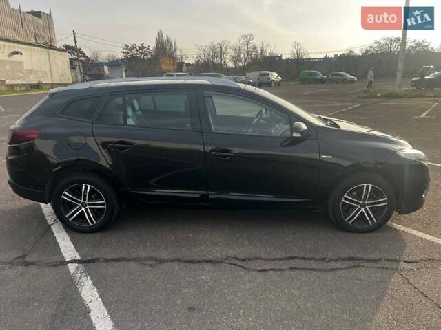 Черный Рено Меган, объемом двигателя 1.5 л и пробегом 298 тыс. км за 6999 $, фото 4 на Automoto.ua