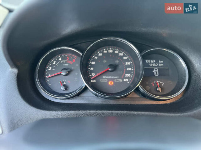 Черный Рено Меган, объемом двигателя 1.5 л и пробегом 139 тыс. км за 10500 $, фото 21 на Automoto.ua