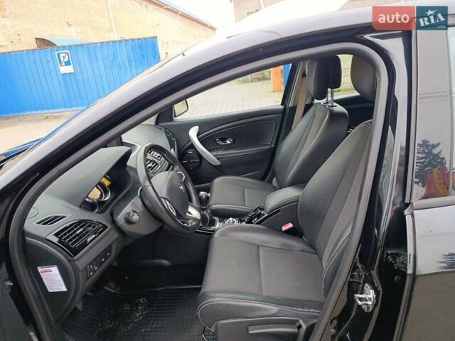 Черный Рено Меган, объемом двигателя 1.5 л и пробегом 320 тыс. км за 6750 $, фото 5 на Automoto.ua