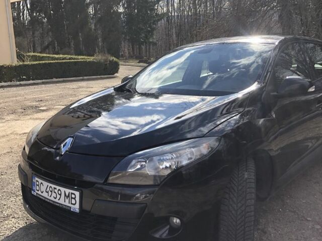 Черный Рено Меган, объемом двигателя 1.5 л и пробегом 320 тыс. км за 5500 $, фото 4 на Automoto.ua
