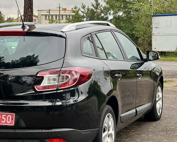 Черный Рено Меган, объемом двигателя 1.46 л и пробегом 221 тыс. км за 8100 $, фото 6 на Automoto.ua