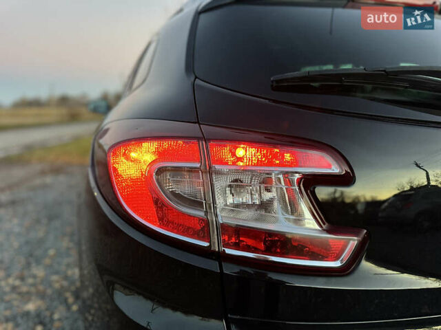 Черный Рено Меган, объемом двигателя 1.5 л и пробегом 270 тыс. км за 8900 $, фото 56 на Automoto.ua