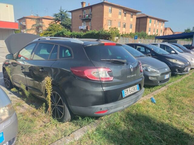 Чорний Рено Меган, об'ємом двигуна 1.6 л та пробігом 300 тис. км за 1740 $, фото 2 на Automoto.ua