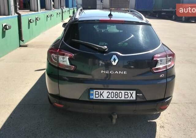 Черный Рено Меган, объемом двигателя 1.46 л и пробегом 240 тыс. км за 9000 $, фото 2 на Automoto.ua