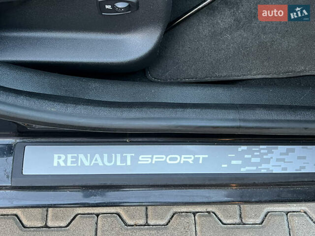 Чорний Рено Меган, об'ємом двигуна 2 л та пробігом 232 тис. км за 7500 $, фото 17 на Automoto.ua