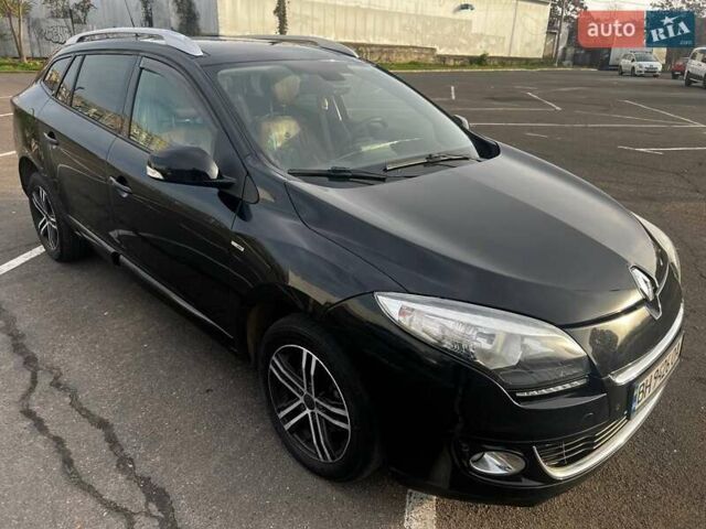 Черный Рено Меган, объемом двигателя 1.5 л и пробегом 298 тыс. км за 6999 $, фото 2 на Automoto.ua