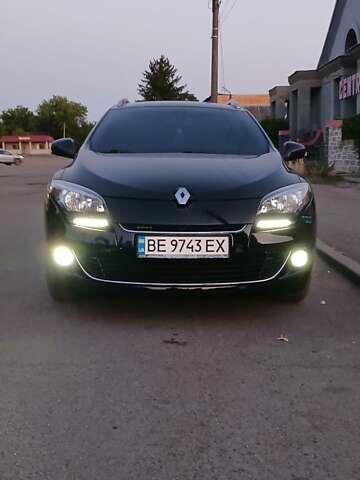 Чорний Рено Меган, об'ємом двигуна 1.5 л та пробігом 299 тис. км за 7890 $, фото 2 на Automoto.ua