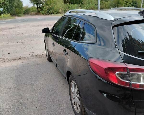 Рено Меган 2012 в Чернигове на Automoto.ua Черный Рено Меган, объемом двигателя 1.5 л и пробегом 260 тыс. км за 9600 $, фото 7 на Automoto.ua