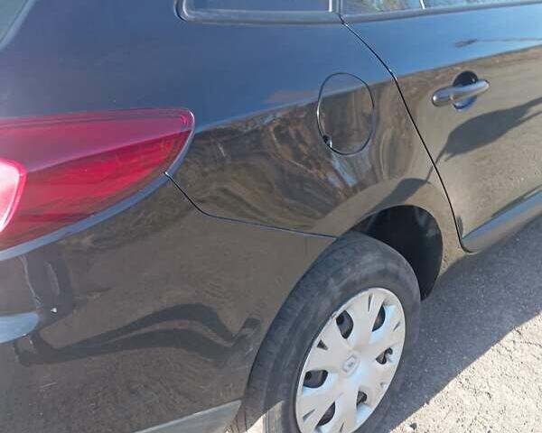 Чорний Рено Меган, об'ємом двигуна 1.46 л та пробігом 330 тис. км за 6400 $, фото 11 на Automoto.ua