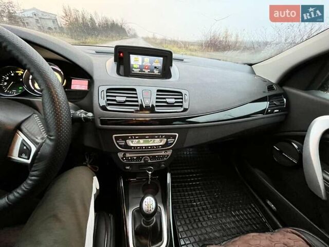 Черный Рено Меган, объемом двигателя 1.46 л и пробегом 297 тыс. км за 7000 $, фото 14 на Automoto.ua