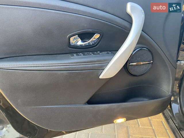 Черный Рено Меган, объемом двигателя 1.5 л и пробегом 313 тыс. км за 7699 $, фото 8 на Automoto.ua