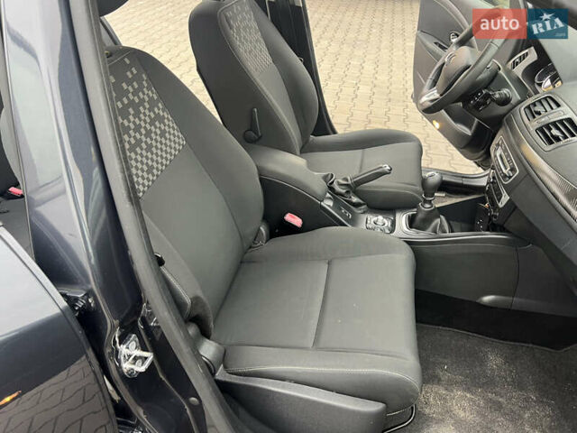 Черный Рено Меган, объемом двигателя 1.5 л и пробегом 233 тыс. км за 8200 $, фото 28 на Automoto.ua