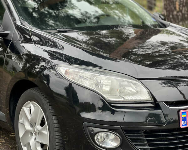 Черный Рено Меган, объемом двигателя 1.46 л и пробегом 221 тыс. км за 8100 $, фото 14 на Automoto.ua