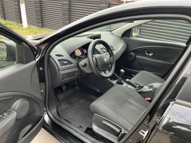 Чорний Рено Меган, об'ємом двигуна 1.5 л та пробігом 207 тис. км за 7699 $, фото 5 на Automoto.ua