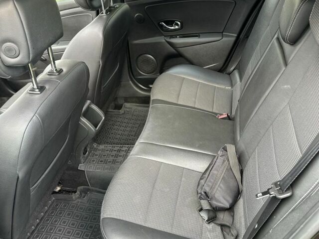 Черный Рено Меган, объемом двигателя 1.5 л и пробегом 280 тыс. км за 8500 $, фото 11 на Automoto.ua