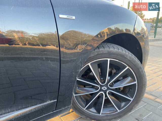 Черный Рено Меган, объемом двигателя 1.5 л и пробегом 313 тыс. км за 7699 $, фото 3 на Automoto.ua