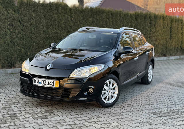 Черный Рено Меган, объемом двигателя 1.6 л и пробегом 199 тыс. км за 7900 $, фото 1 на Automoto.ua