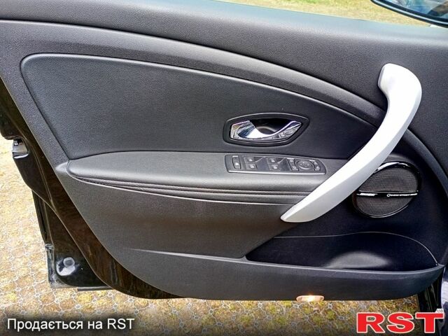 Черный Рено Меган, объемом двигателя 1.5 л и пробегом 345 тыс. км за 8500 $, фото 6 на Automoto.ua