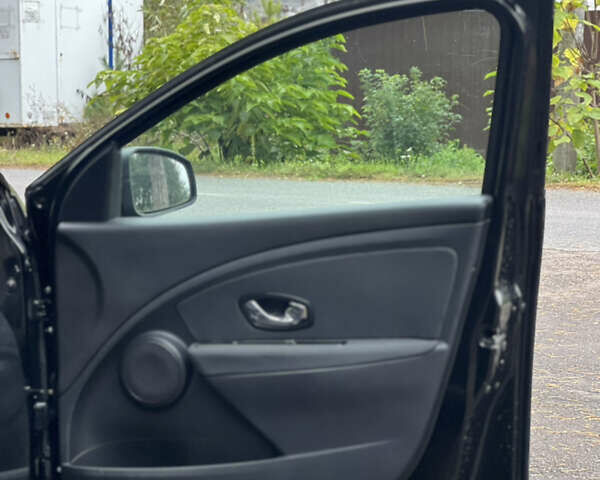 Черный Рено Меган, объемом двигателя 1.46 л и пробегом 221 тыс. км за 8100 $, фото 19 на Automoto.ua