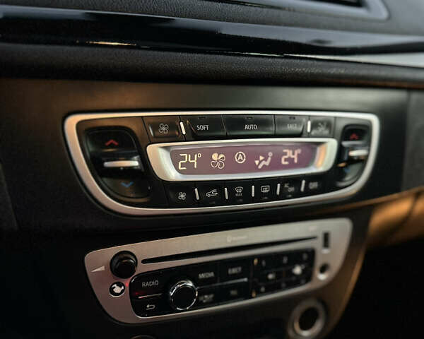 Черный Рено Меган, объемом двигателя 1.5 л и пробегом 270 тыс. км за 8900 $, фото 41 на Automoto.ua