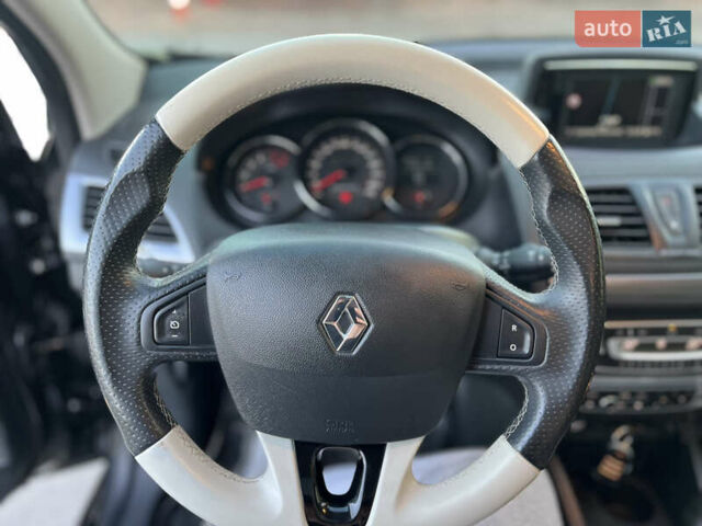 Черный Рено Меган, объемом двигателя 1.5 л и пробегом 139 тыс. км за 10500 $, фото 23 на Automoto.ua