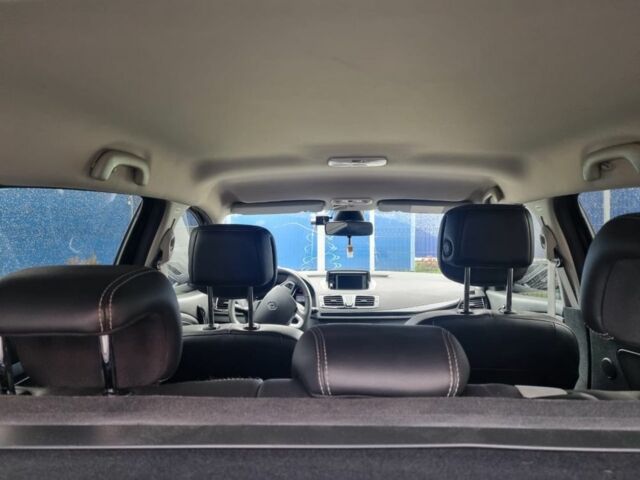 Черный Рено Меган, объемом двигателя 1.5 л и пробегом 269 тыс. км за 8600 $, фото 6 на Automoto.ua