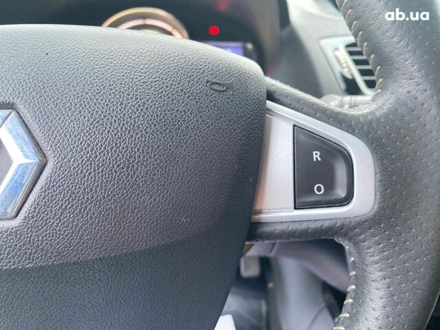 Чорний Рено Меган, об'ємом двигуна 1.5 л та пробігом 269 тис. км за 9390 $, фото 34 на Automoto.ua