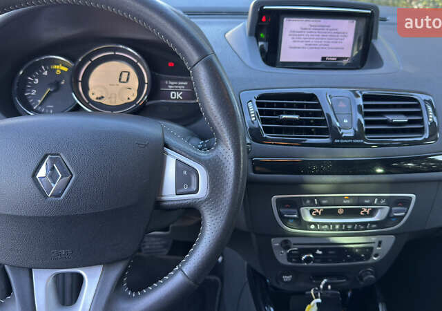 Черный Рено Меган, объемом двигателя 1.46 л и пробегом 220 тыс. км за 9300 $, фото 26 на Automoto.ua