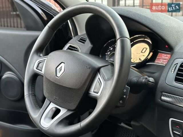 Рено Меган 2012 в Николаеве на Automoto.ua Черный Рено Меган, объемом двигателя 1.5 л и пробегом 275 тыс. км за 7700 $, фото 44 на Automoto.ua