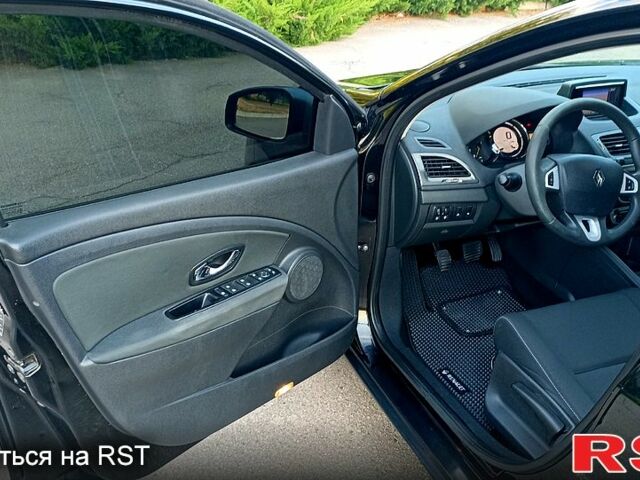 Черный Рено Меган, объемом двигателя 1.5 л и пробегом 273 тыс. км за 7700 $, фото 5 на Automoto.ua