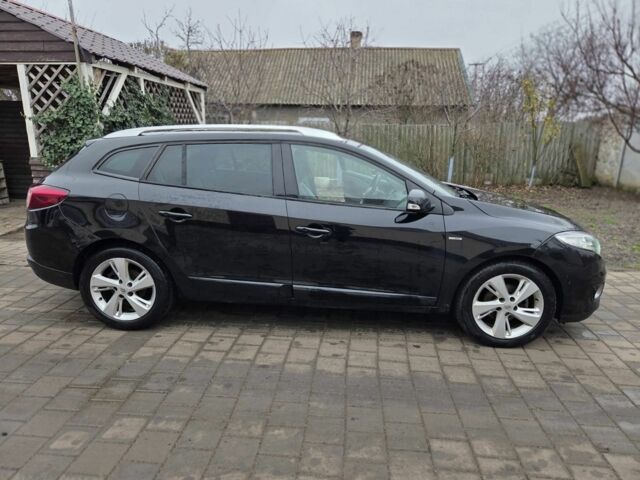 Черный Рено Меган, объемом двигателя 1.5 л и пробегом 197 тыс. км за 8000 $, фото 1 на Automoto.ua